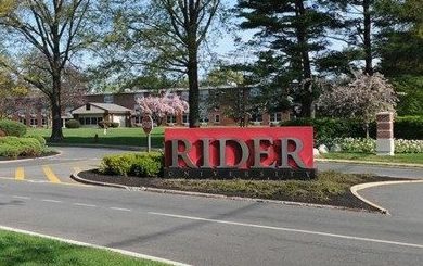 Rider University administration reaches tentative contract agreement with faculty union