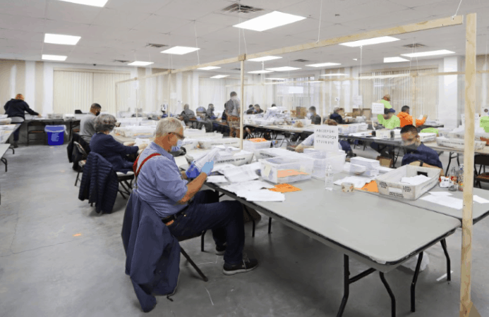 County workers begin scanning ballots in N.J.